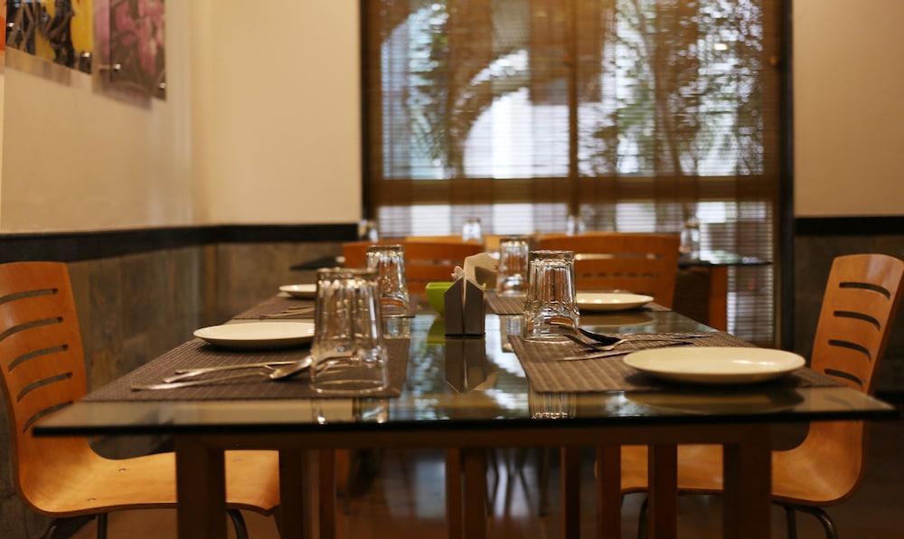 Treebo Edha Suites Koramangala Бенґалуру Екстер'єр фото